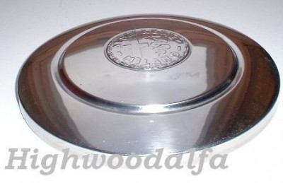Hub cap embossed.JPG (21.37 KiB) 168771 mal betrachtet Die richtige Variante